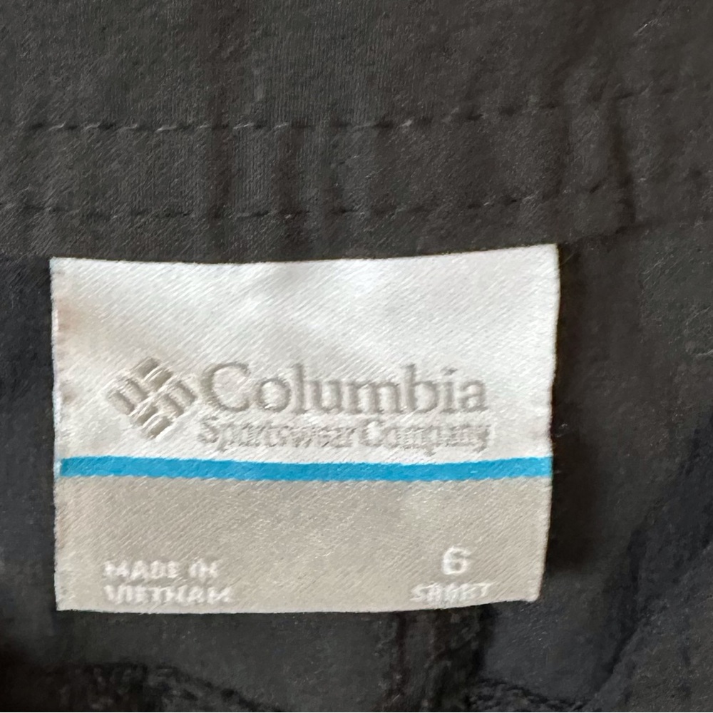 Columbia Hiking Pants - Picture 10 of 10